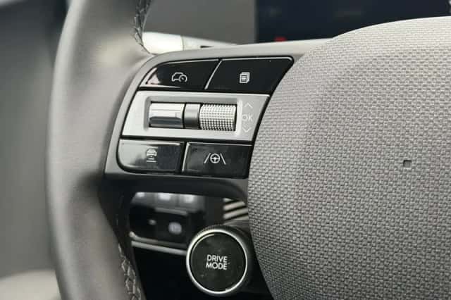 Hyundai Ioniq 5 (2025) thumbnail 18