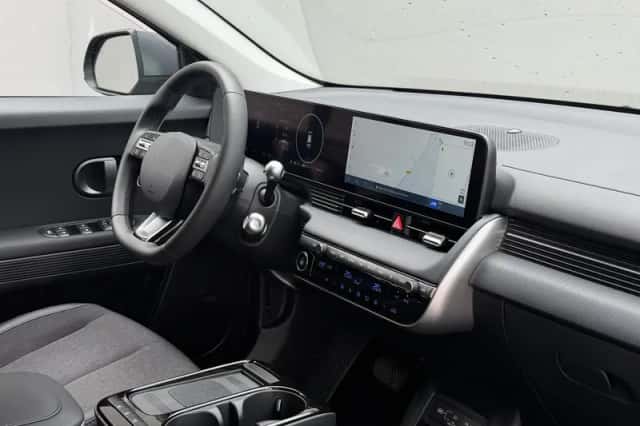 Hyundai Ioniq 5 (2025) thumbnail 37