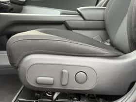 Hyundai Ioniq 6 (2024) thumbnail 13