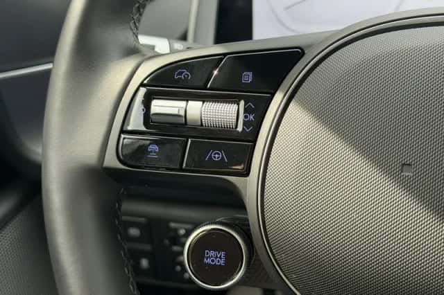 Hyundai Ioniq 6 (2024) thumbnail 15