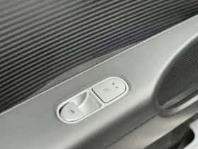 Hyundai Ioniq 6 (2024) thumbnail 15