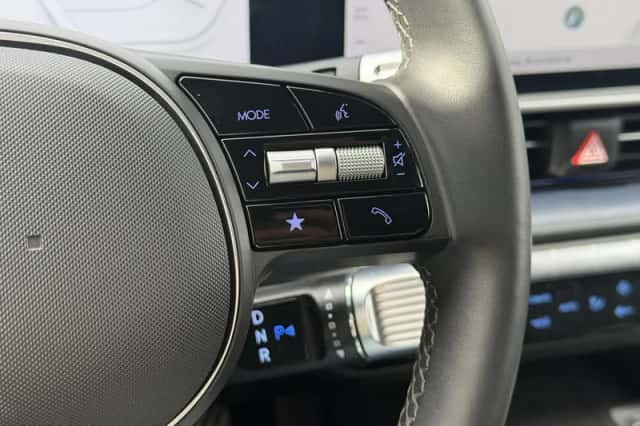 Hyundai Ioniq 6 (2024) thumbnail 17