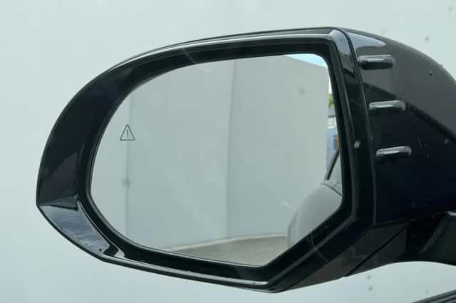 Hyundai Ioniq 6 (2024) thumbnail 18