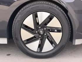 Hyundai Ioniq 6 (2024) thumbnail 44
