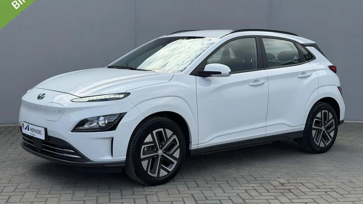 Hyundai Kona (2022) — foto 1