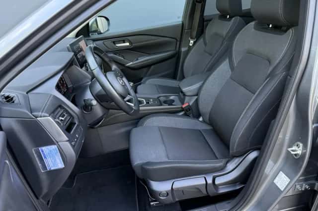 Nissan Qashqai (2023) thumbnail 5