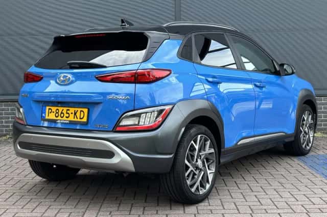 Hyundai Kona (2022) thumbnail 3
