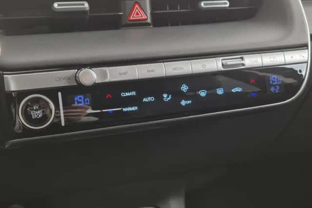 Hyundai Ioniq 5 (2022) thumbnail 20
