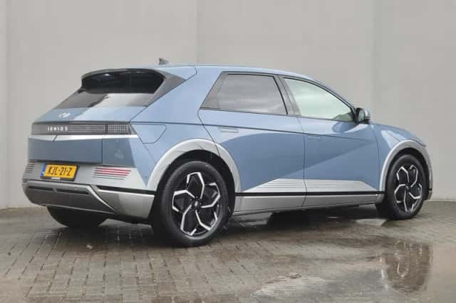 Hyundai Ioniq 5 (2022) thumbnail 3