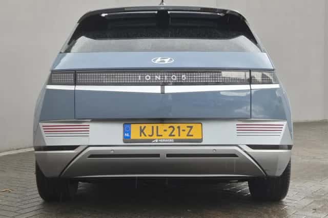 Hyundai Ioniq 5 (2022) thumbnail 24