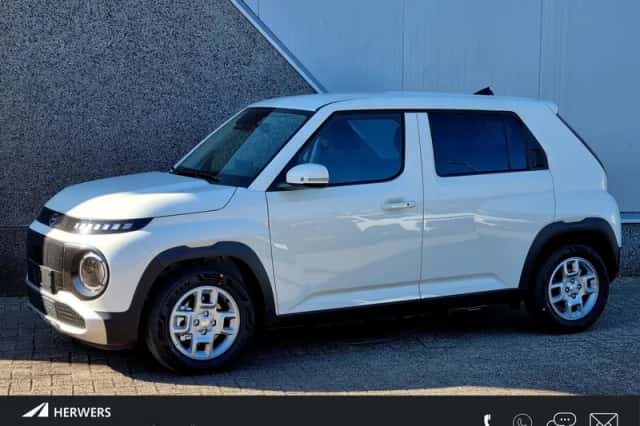 Hyundai Inster (2026) thumbnail 1