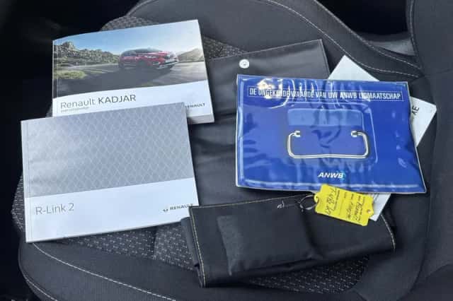 Renault Kadjar (2022) thumbnail 5