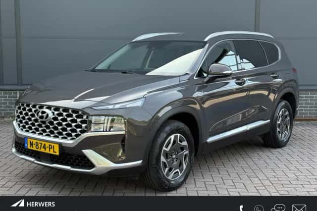 Hyundai Santa Fe (2022) thumbnail 1
