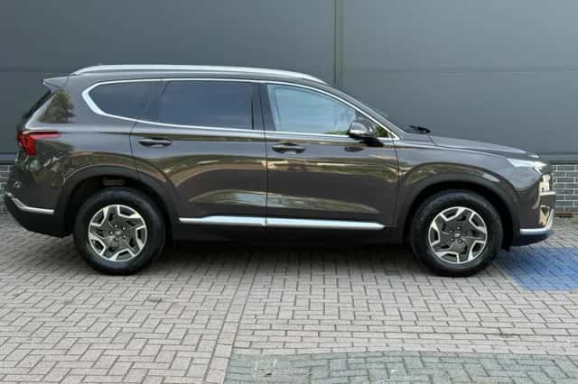Hyundai Santa Fe (2022) thumbnail 6