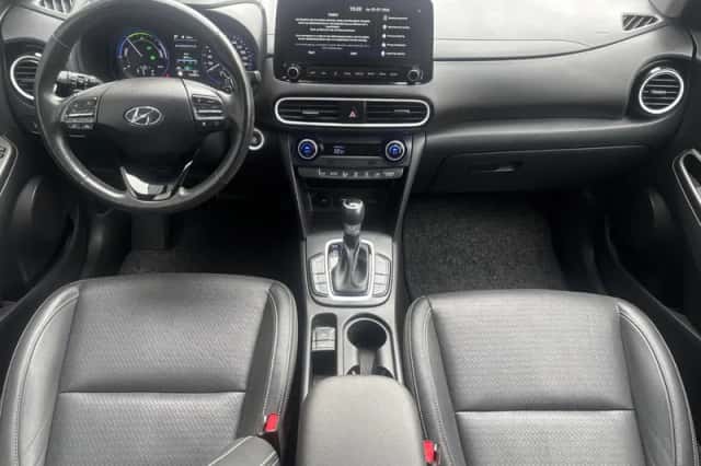 Hyundai Kona (2020) thumbnail 2