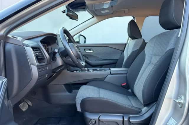 Nissan X-Trail (2023) thumbnail 6