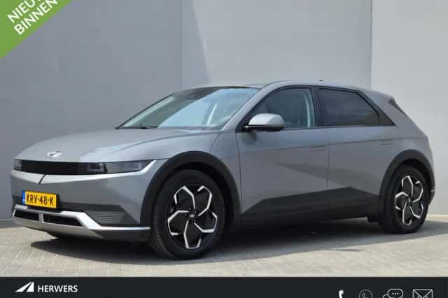 Hyundai Ioniq 5 (2023) thumbnail 1