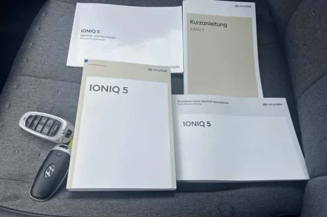 Hyundai Ioniq 5 (2023) thumbnail 6