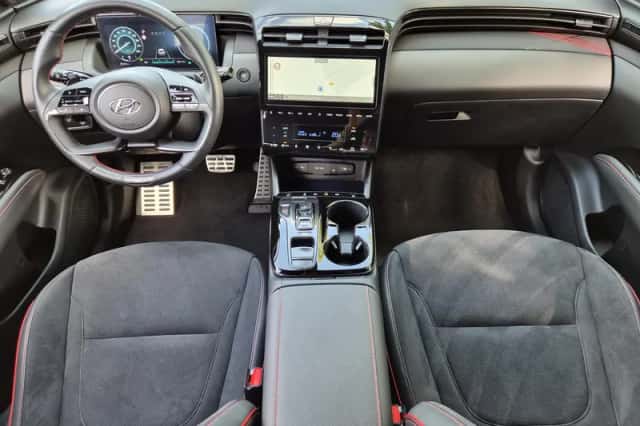 Hyundai Tucson (2024) thumbnail 2