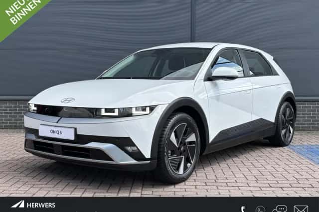 Hyundai Ioniq 5 (2025) thumbnail 1