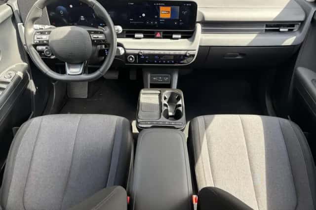 Hyundai Ioniq 5 (2025) thumbnail 2