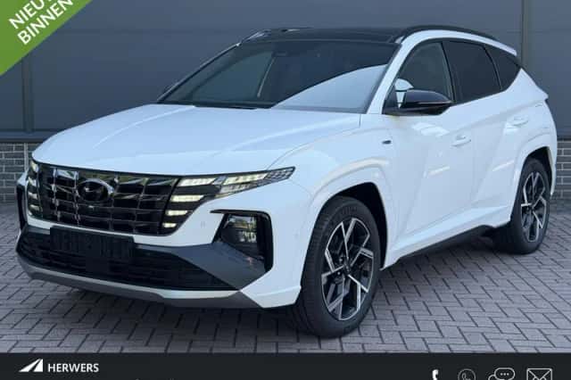 Hyundai Tucson (2022) thumbnail 1