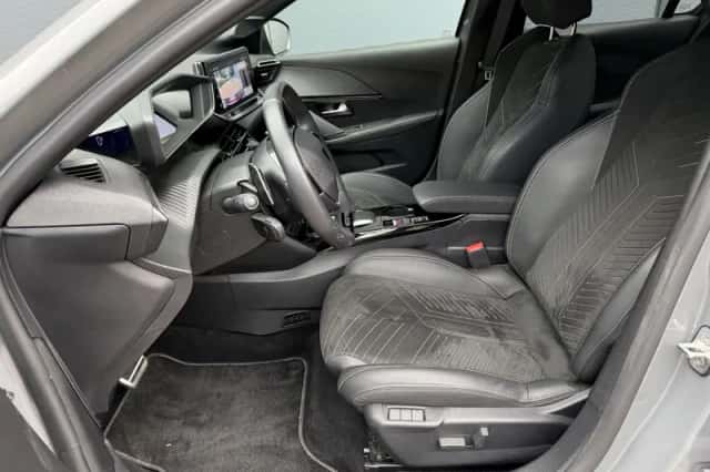Peugeot 208 (2024) thumbnail 4