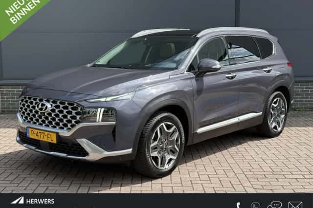 Hyundai Santa Fe (2022) thumbnail 1