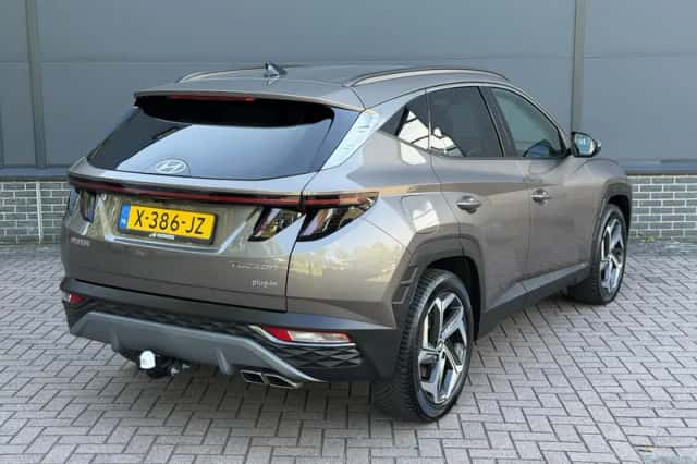 Hyundai Tucson (2024) thumbnail 3
