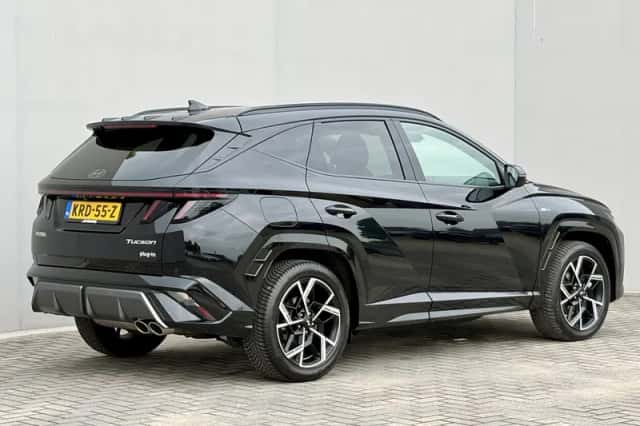 Hyundai Tucson (2024) thumbnail 3