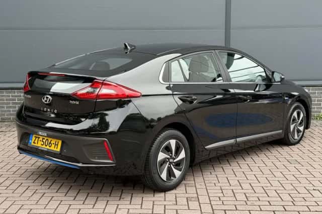 Hyundai Ioniq (2019) thumbnail 3
