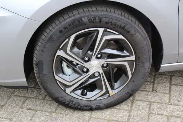 Hyundai i30 (2024) thumbnail 15
