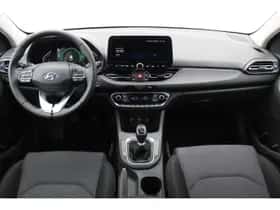 Hyundai i30 (2024) thumbnail 2