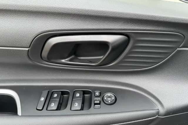 Hyundai i20 (2024) thumbnail 39