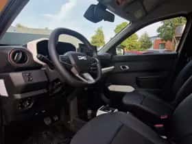 Dacia Spring (2024) thumbnail 9