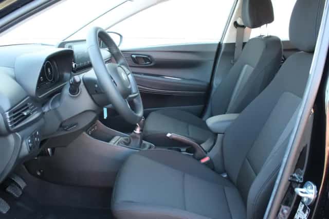 Hyundai i20 (2024) thumbnail 6
