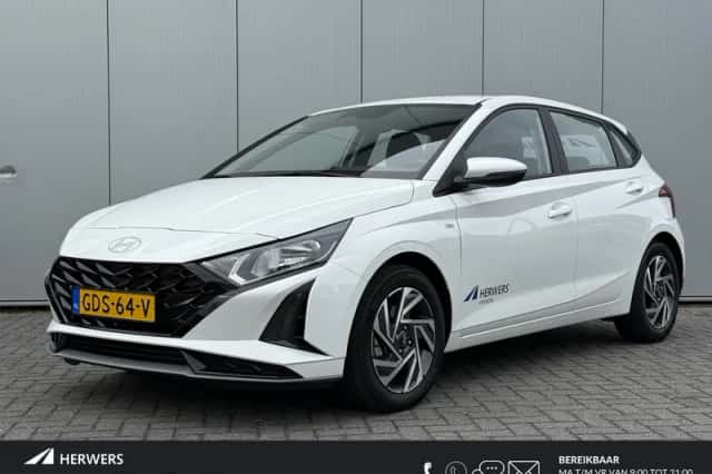 Hyundai i20 (2024) thumbnail 1