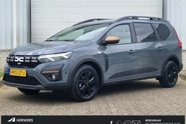 Dacia Jogger (2025) thumbnail 1