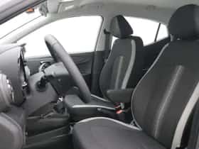 Hyundai i10 (2025) thumbnail 8