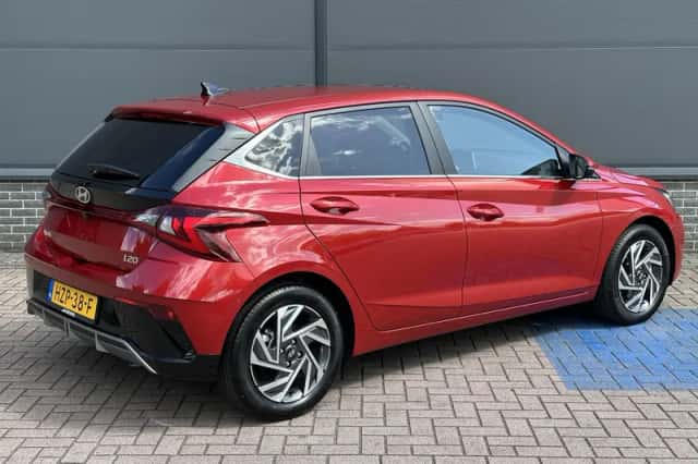 Hyundai i20 (2025) thumbnail 3