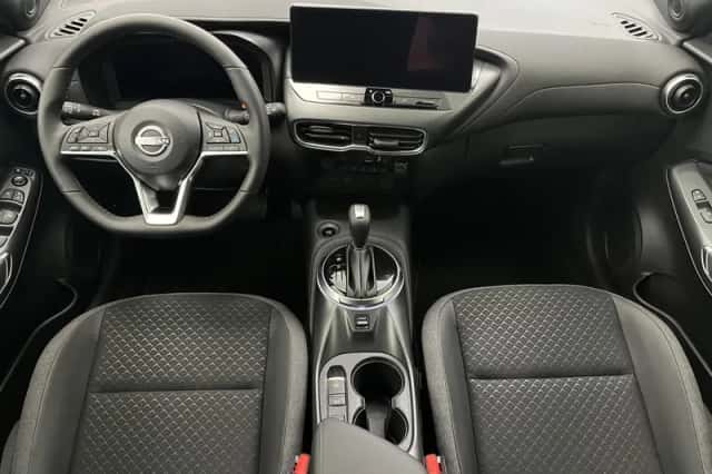 Nissan Juke (2025) thumbnail 2