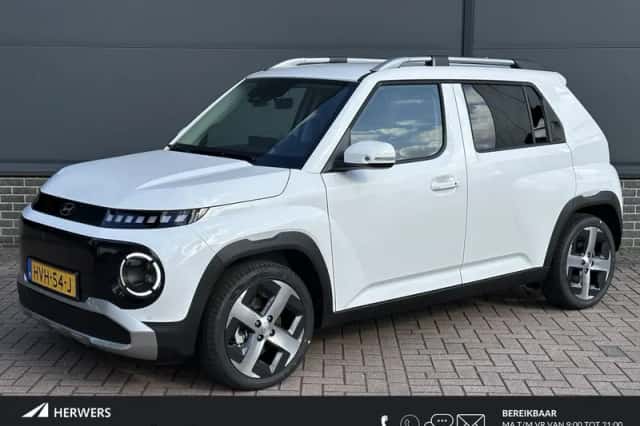 Hyundai Inster (2025) thumbnail 1