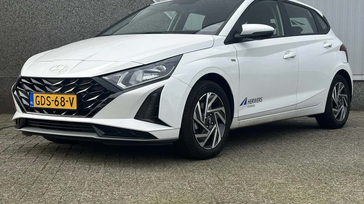 Hyundai i20 (2024) — foto 1