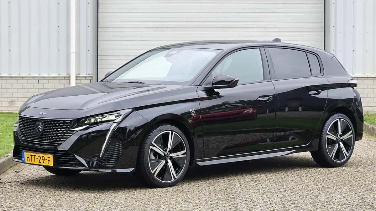 Peugeot 308 (2025) — foto 1