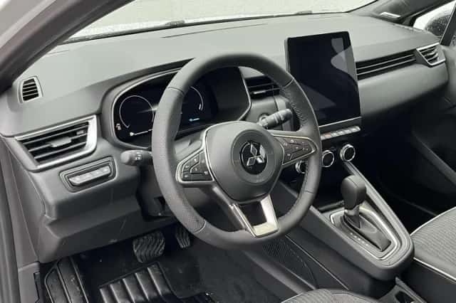Mitsubishi Colt (2025) thumbnail 12