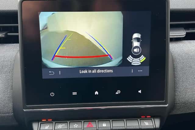 Renault Clio (2025) thumbnail 5