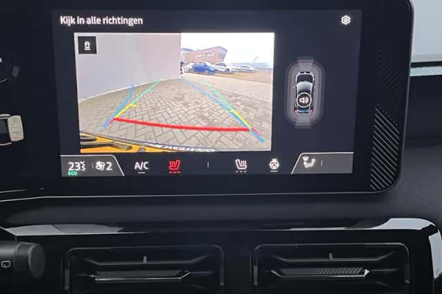 Nissan Micra (2025) thumbnail 5