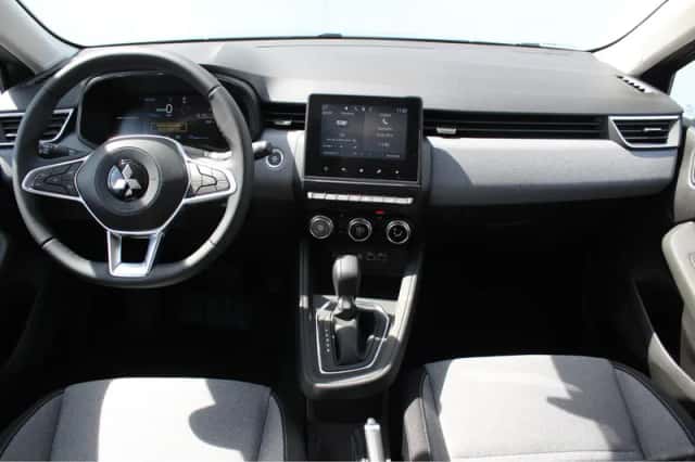 Mitsubishi Colt (2026) thumbnail 2