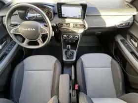 Dacia Sandero Stepway (2025) thumbnail 4