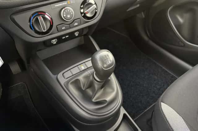 Hyundai i10 (2025) thumbnail 18